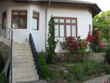 Фотографии Гостевой дом Guest House Astra г. Арбанаси (Болгария) №2 Фото Гостевой дом Guest House Astra г. Арбанаси 2