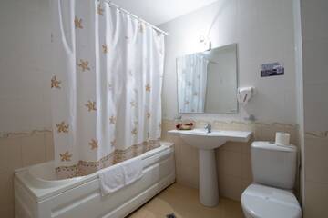 Фото номера Двухместный номер с 2 отдельными кроватями Отель Park Hotel Arbanassi г. Арбанаси 3