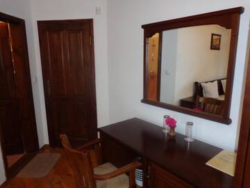 Фото номера Двухместный номер с 1 кроватью Гостевой дом Guest Rooms Cheshmata г. Арбанаси 4