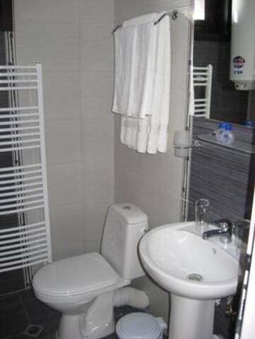 Фото номера Люкс с 1 спальней (для 2 взрослых) Отель Family Hotel Arbanashka Sreshta г. Арбанаси 5