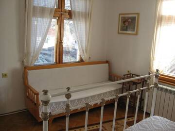 Фото номера Трехместный номер с общей ванной комнатой Гостевой дом Guest House Astra г. Арбанаси 5