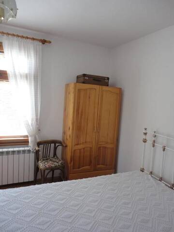 Фото номера Трехместный номер с общей ванной комнатой Гостевой дом Guest House Astra г. Арбанаси 8